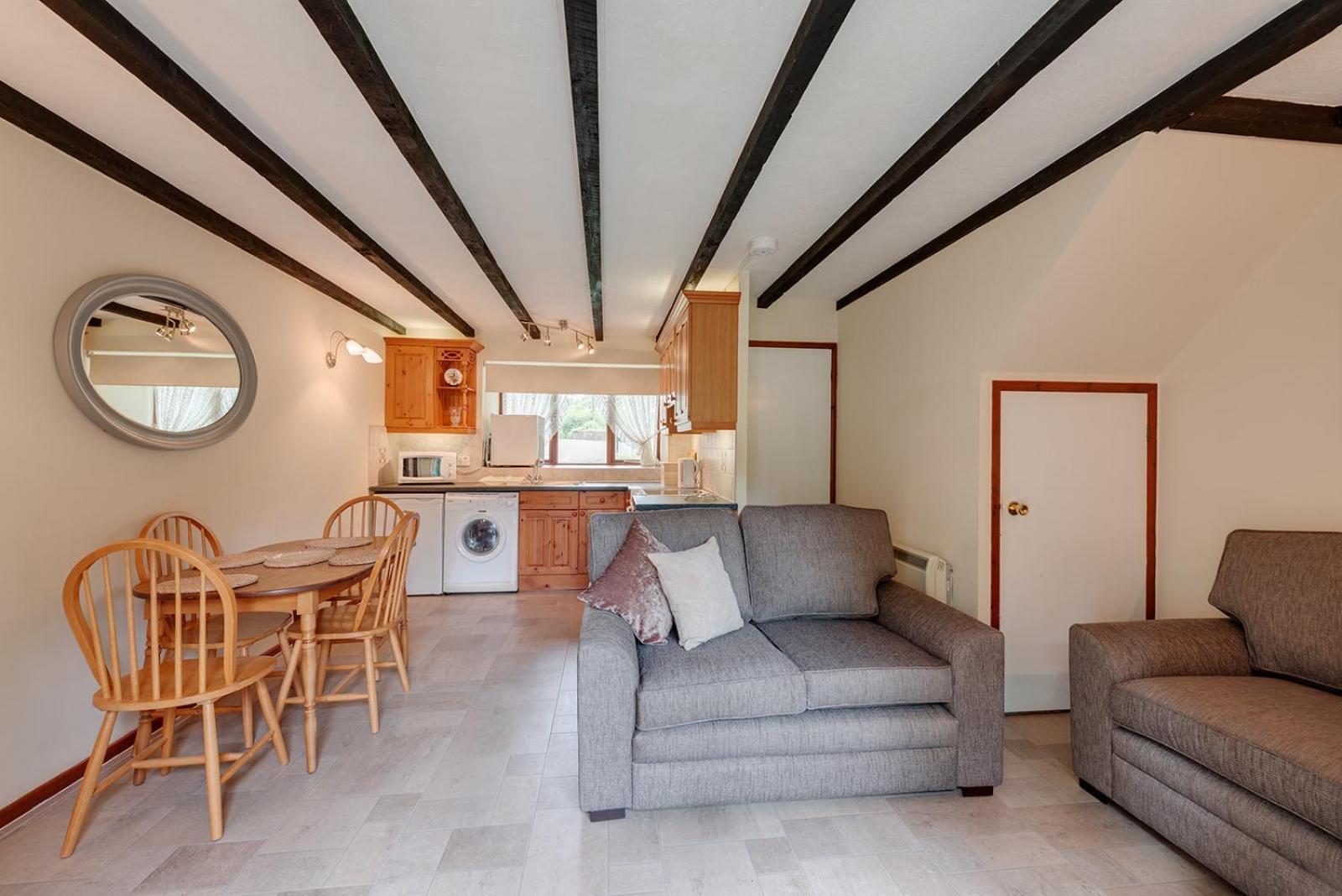 Crylla Valley Cottages - Access To Pool, Gym, Spa And More Saltash Room photo